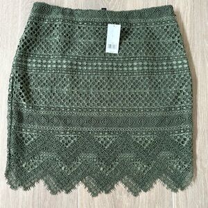 NWT Banana Republic Olive green lace pencil skirt size 6